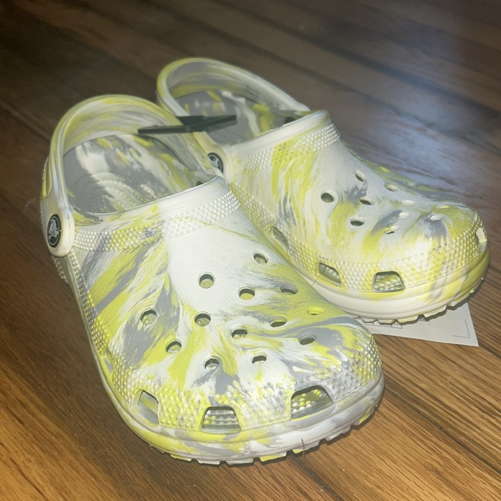 Kids Size 5 Marble Swirl Crocs—New!